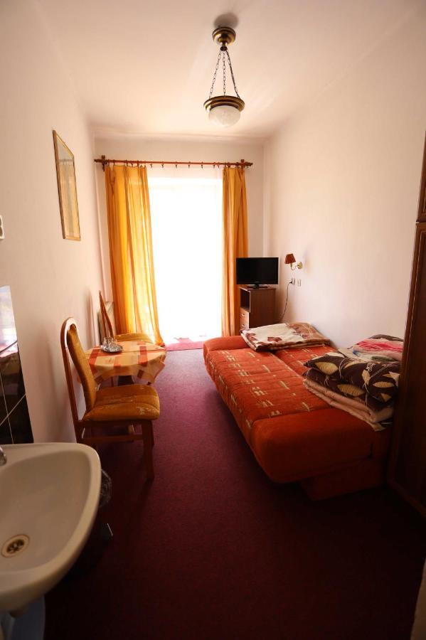 크리니차 즈드로이 Domy Wczasowe Tryumfy B&B 외부 사진