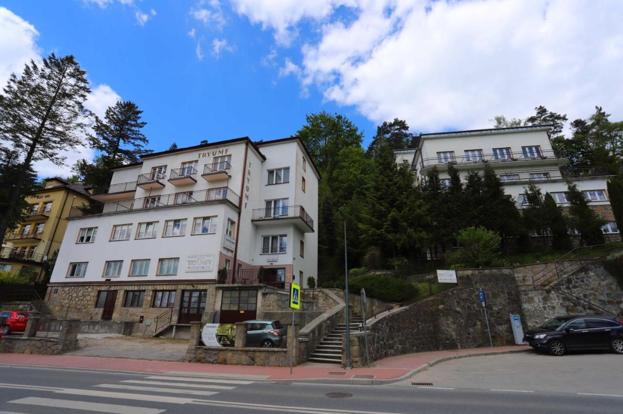 크리니차 즈드로이 Domy Wczasowe Tryumfy B&B 외부 사진