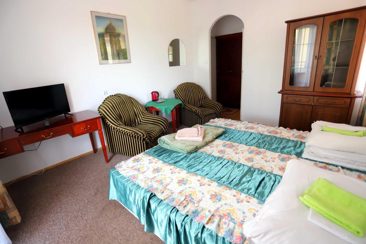 크리니차 즈드로이 Domy Wczasowe Tryumfy B&B 외부 사진