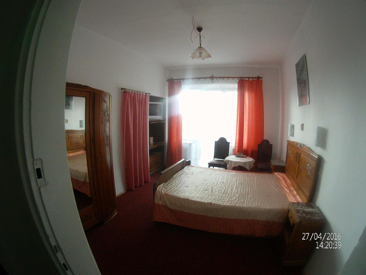 크리니차 즈드로이 Domy Wczasowe Tryumfy B&B 외부 사진