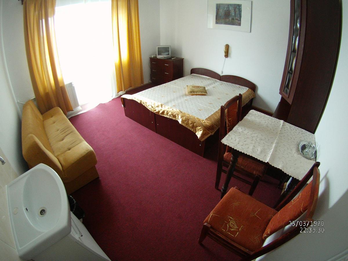 크리니차 즈드로이 Domy Wczasowe Tryumfy B&B 외부 사진